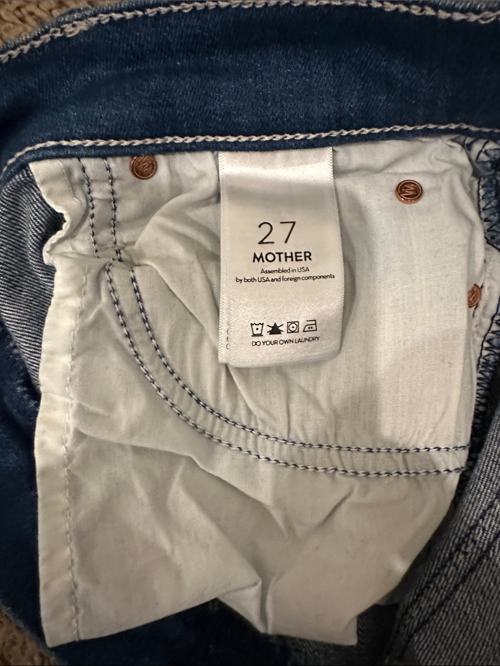 EUC Mother Denim mid rise dazzler crop jean in squeeze it - size 27 $278 retail - Picture 9 of 10